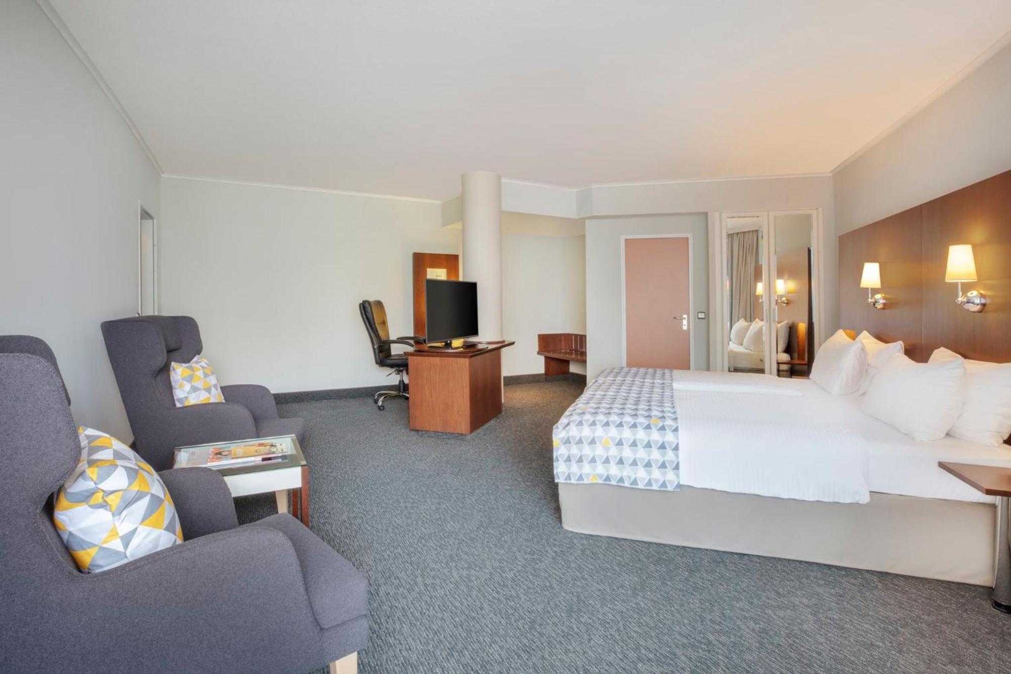 Holiday Inn Munchen Sud, An Ihg Hotel Luaran gambar